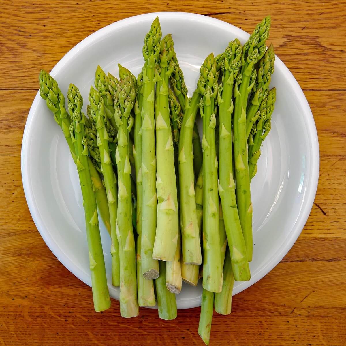 Asparagus Gijnlim Spears in a Bowl